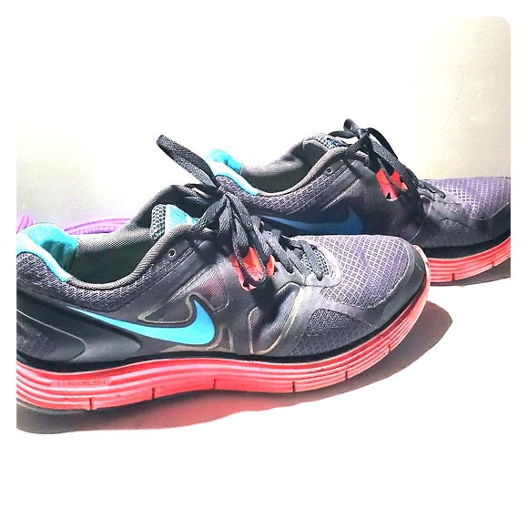 Nike Shoes - Nike women's shoes